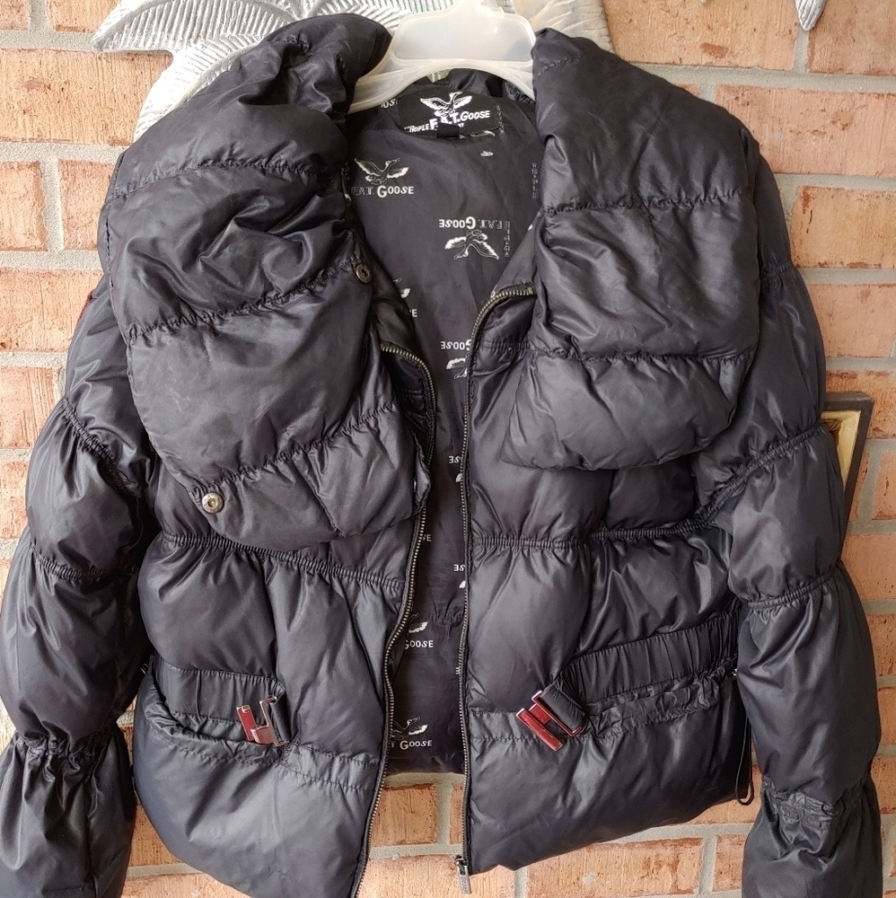NEW BLACK TRIPLE F.A.T GOOSE DOWN FILL PUFFER COAT SIZE MED-LARGE